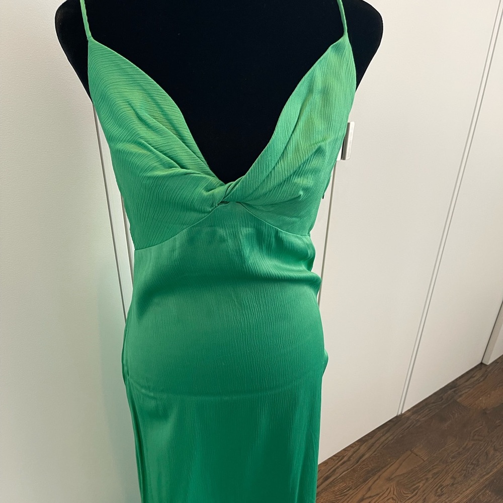 Zara green dress with tags. Size Small